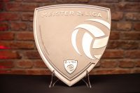 Neue Meistertrophäe (c) GEPA