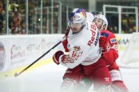 Daniel Jakubitzka (EC RBS) und Johannes Bischofberger (KAC) (c) GEPA Goetzhaber .jpg