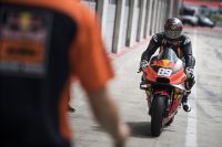 MotoGP AUT Marcel Hirscher Pitlane I © Philip Platzer Red Bull Content Pool Kopie.jpg