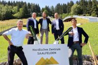 Spatenstich (c)  Neumayr